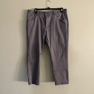 Van Heusen (Flex) Slim Fit Pants Size 38x30